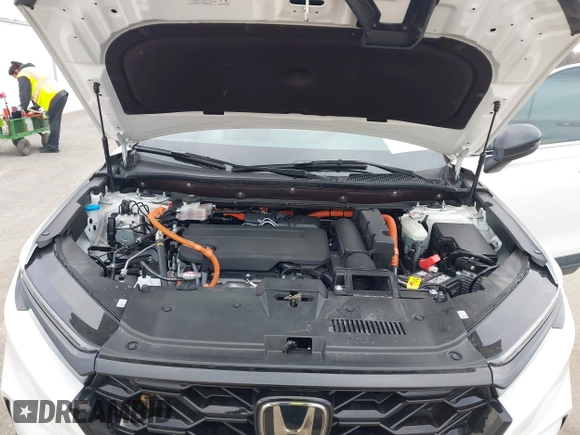 2025 Honda CR-V Sport Touring with VIN 7FARS6H9XSE043583, listed as a IAAI auction lot 41705098 with 6,020 mi miles and . Bid and sale history available at DreamBid. Image 10.