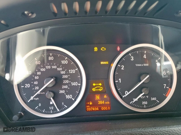 2014 BMW X6 50i with VIN 5UXFG8C52EL592419, listed as a Copart auction lot 44024455 with 97,494 mi miles and Clean Title. Bid and sale history available at carsss.com. Image 9.
