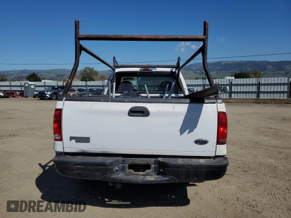 2000 Ford Super Duty F-250 XL with VIN 1FTNF20L0YEA61521, listed as a Copart auction lot 48381005 with 269,284 mi miles and Clean Title. Bid and sale history available at carsss.com. Image 6.