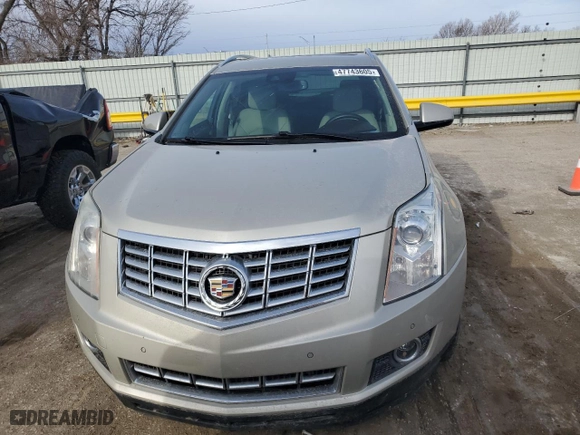 2015 Cadillac SRX Performance Collection with VIN 3GYFNFE33FS556252, listed as a Copart auction lot 47743605 with 73,144 mi miles and Salvage Title. Bid and sale history available at carsss.com. Image 5.