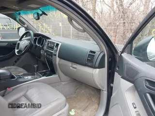 2006 Toyota 4Runner SR5 with VIN JTEZU14R160082920, listed as a IAAI auction lot 41564513 with 222,910 mi miles and . Bid and sale history available at DreamBid. Image 5.