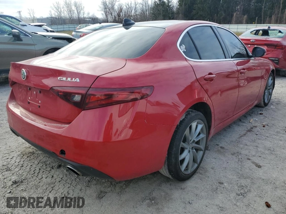 2020 Alfa Romeo Giulia z VIN ZARFANAN0L7626325, wystawiony jako Copart lot #86825494 z przebiegiem 51 174 mil mil oraz Szkoda całkowita • Salvage title. Historia ofert i sprzedaży dostępna na DreamBid. Obrazek 3.