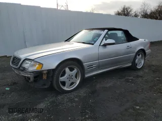 2001 Mercedes-Benz SL-Class with VIN WDBFA68F31F196516, listed as a Copart auction lot 50635005 with 61,682 mi miles and Salvage Title. Bid and sale history available at carsss.com. Image 1.