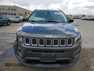 2017 Jeep Compass Latitude with VIN 3C4NJDBB4HT646245, listed as a Copart auction lot 49741915 with 106,710 mi miles and Salvage Title. Bid and sale history available at carsss.com. Image 5.