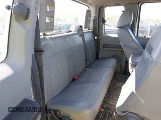 2015 Ford Super Duty F-250 SRW XLT with VIN 1FT7X2B69FEC44250, listed as a IAAI auction lot 42090730 with 286,471 mi miles. Bid and sale history available at carsss.com. Image 7.