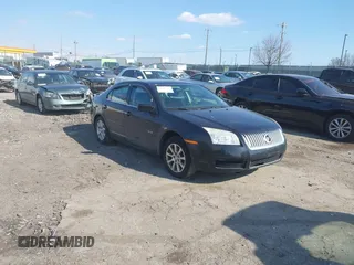 2008 Mercury Milan z VIN 3MEHM01108R628763, wystawiony jako IAAI lot #41667525 z przebiegiem 217 905 mil mil oraz . Historia ofert i sprzedaży dostępna na DreamBid. Obrazek 1.