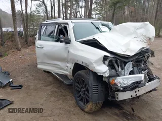 2018 Toyota 4Runner SR5 with VIN JTEBU5JR2J5563719, listed as a IAAI auction lot 41795840 with Not Provided miles. Bid and sale history available at carsss.com. Image 1.