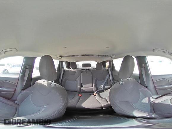 2019 Jeep Cherokee Latitude с VIN 1C4PJLCB6KD416480, выставлен на аукционе Copart как лот 60471315 с пробегом 115 657 миль миль и Списание • Salvage title. История ставок и продаж доступна на DreamBid. Изображение 15.