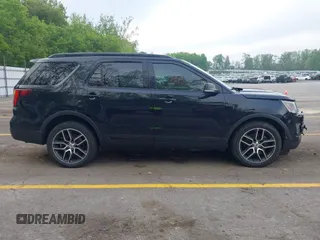 2016 Ford Explorer Sport z VIN 1FM5K8GTXGGC55556, wystawiony jako IAAI lot #42274584 z przebiegiem 113 759 mil mil oraz . Historia ofert i sprzedaży dostępna na DreamBid. Obrazek 13.