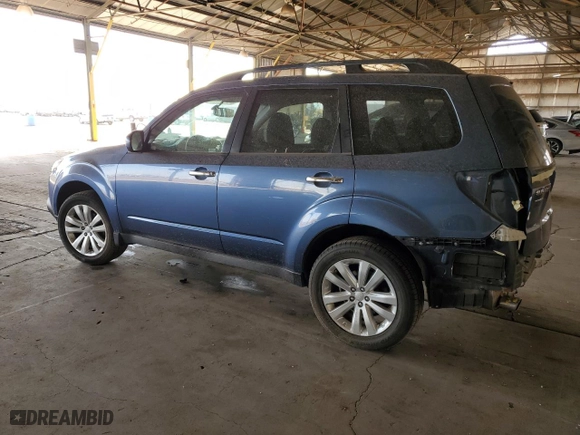 2012 Subaru Forester 2.5X Limited with VIN JF2SHBEC3CH432752, listed as a Copart auction lot 46702365 with 79,700 mi miles and Salvage Title. Bid and sale history available at carsss.com. Image 2.