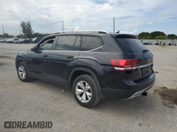 2018 Volkswagen Atlas Launch Edition with VIN 1V2BR2CA7JC510844, listed as a Copart auction lot 76652404 with 130,048 mi miles and Salvage title. Bid and sale history available at DreamBid. Image 2.