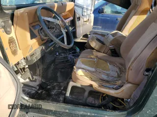 1994 Jeep Wrangler with VIN 1J4FY29S3RP415444, listed as a Copart auction lot 44530625 with 147,569 mi miles and Salvage Title. Bid and sale history available at carsss.com. Image 7.