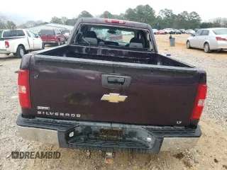2008 Chevrolet Silverado 1500 1LT with VIN 2GCEC130081124610, listed as a Copart auction lot 45158565 with 327,843 mi miles and Salvage Title. Bid and sale history available at DreamBid. Image 6.