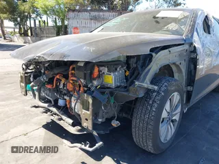 2017 Kia Optima Hybrid with VIN KNAGT4LEXH5014570, listed as a IAAI auction lot 41910017 with 126,532 mi miles. Bid and sale history available at carsss.com. Image 6.