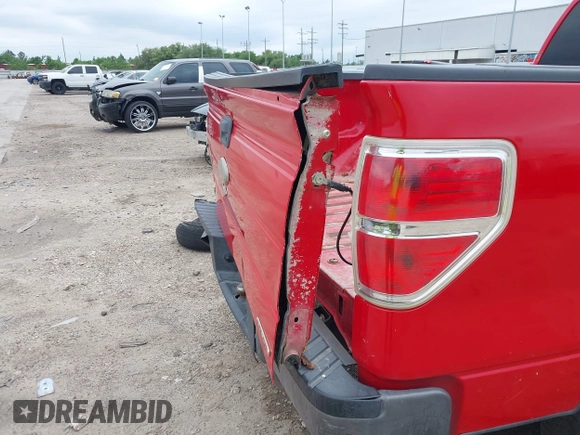 2011 Ford F-150 XL с VIN 1FTMF1CM5BKD82991, выставлен на аукционе IAAI как лот 42184251 с пробегом 270 506 миль миль и . История ставок и продаж доступна на DreamBid. Изображение 17.