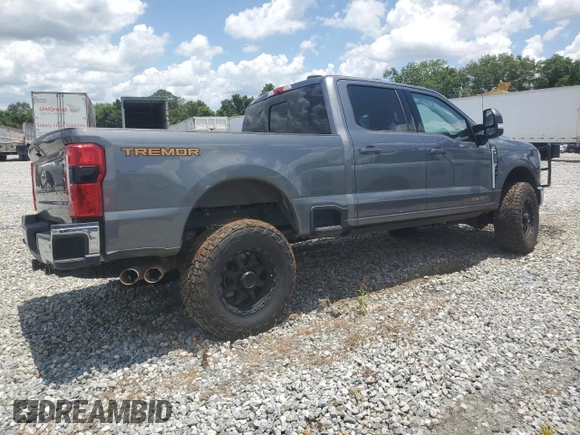 2023 Ford F-350 XL z VIN 1FT8W3BMXPED76513, wystawiony jako Copart lot #60214715 z przebiegiem 25 474 mil mil oraz Szkoda całkowita • Salvage title. Historia ofert i sprzedaży dostępna na DreamBid. Obrazek 3.