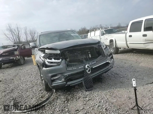 2018 Infiniti QX80 with VIN JN8AZ2NE0J9192824, listed as a Copart auction lot 43952445 with 122,085 mi miles and Salvage title. Bid and sale history available at DreamBid. Image 11.