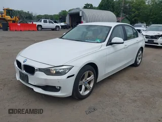 2015 BMW 3 Series 328i xDrive с VIN WBA3B5G55FNS17395, выставлен на аукционе IAAI как лот 42511002 с пробегом 228 228 миль миль и . История ставок и продаж доступна на DreamBid. Изображение 2.