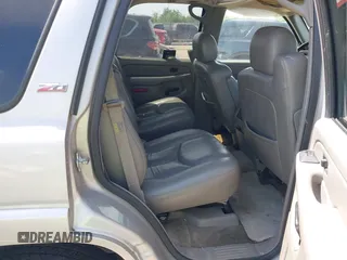 2005 Chevrolet Tahoe Z71 with VIN 1GNEC13T65R162332, listed as a IAAI auction lot 42058892 with 271,775 mi miles and . Bid and sale history available at DreamBid. Image 8.