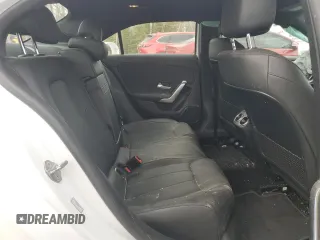 2022 Mercedes-Benz A 220 z VIN W1K3G4FB2NJ354649, wystawiony jako Copart lot #53559735 z przebiegiem Nie podano mil oraz Nie do naprawy • Non repairable. Historia ofert i sprzedaży dostępna na DreamBid. Obrazek 10.