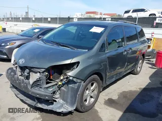 2013 Toyota Sienna LE AAS with VIN 5TDKK3DC8DS320002, listed as a IAAI auction lot 41839777 with 160,552 mi miles. Bid and sale history available at carsss.com. Image 2.