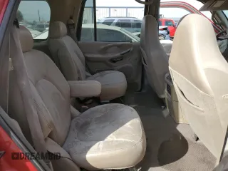 2000 Ford Expedition Eddie Bauer с VIN 1FMEU17L5YLB06434, выставлен на аукционе Copart как лот 88497425 с пробегом Не указан миль и Списание • Salvage title. История ставок и продаж доступна на DreamBid. Изображение 11.