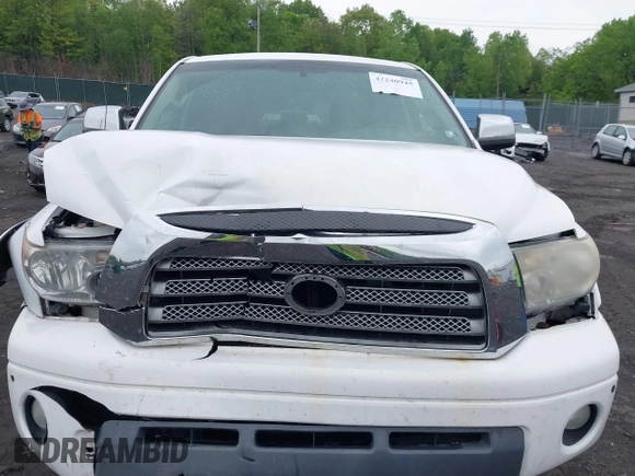 2009 Toyota Tundra Limited z VIN 5TFDW58169X086185, wystawiony jako IAAI lot #42240945 z przebiegiem 139 775 mil mil oraz . Historia ofert i sprzedaży dostępna na DreamBid. Obrazek 6.