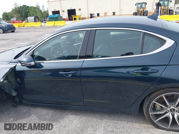 2025 Genesis G70 2.5T with VIN KMTG34SC0SU153835, listed as a IAAI auction lot 42586687 with 17,312 mi miles and . Bid and sale history available at DreamBid. Image 14.