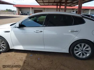 2017 Kia Optima EX with VIN 5XXGU4L38HG158709, listed as a IAAI auction lot 41949488 with 100,965 mi miles. Bid and sale history available at carsss.com. Image 14.
