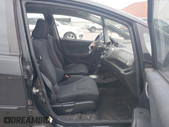 2010 Honda Fit Sport with VIN JHMGE8H42AC030959, listed as a IAAI auction lot 41908986 with 188,046 mi miles. Bid and sale history available at carsss.com. Image 5.