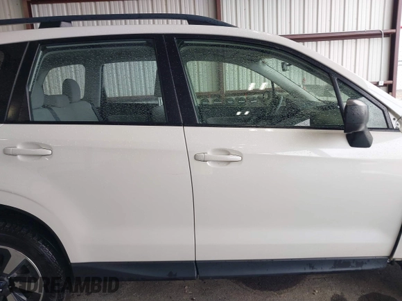 2017 Subaru Forester z VIN JF2SJABC0HH513802, wystawiony jako IAAI lot #42299726 z przebiegiem 168 715 mil mil oraz . Historia ofert i sprzedaży dostępna na DreamBid. Obrazek 14.