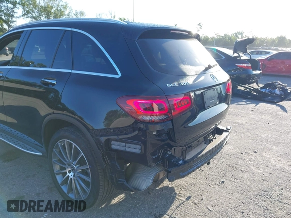 2022 Mercedes-Benz GLC with VIN W1N0G8DB4NV325114, listed as a IAAI auction lot 42054713 with 16,779 mi miles. Bid and sale history available at carsss.com. Image 6.