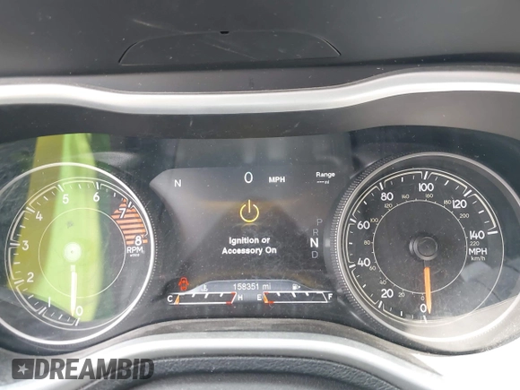 2017 Jeep Cherokee Trailhawk with VIN 1C4PJMBSXHW657446, listed as a IAAI auction lot 42406437 with 158,351 mi miles and . Bid and sale history available at DreamBid. Image 7.