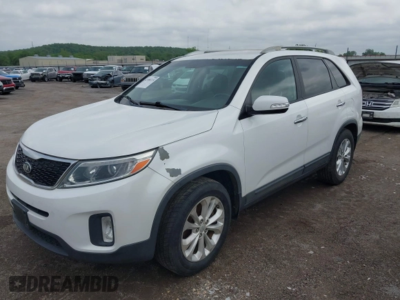 2015 Kia Sorento EX with VIN 5XYKU4A71FG647090, listed as a IAAI auction lot 42100215 with 121,842 mi miles. Bid and sale history available at carsss.com. Image 18.