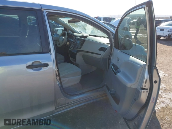2013 Toyota Sienna L with VIN 5TDZK3DC8DS399346, listed as a IAAI auction lot 41312294 with 160,332 mi miles and . Bid and sale history available at DreamBid. Image 5.