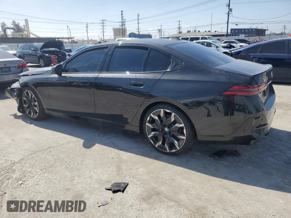 2024 BMW 5 Series 530i z VIN WBA43FJ08RCS17556, wystawiony jako Copart lot #48853495 z przebiegiem 4 151 mil mil oraz Szkoda całkowita • Salvage title. Historia ofert i sprzedaży dostępna na DreamBid. Obrazek 2.