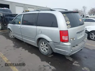 2010 Chrysler Town & Country Touring with VIN 2A4RR5D12AR208914, listed as a IAAI auction lot 41529269 with Not Provided miles and . Bid and sale history available at DreamBid. Image 3.