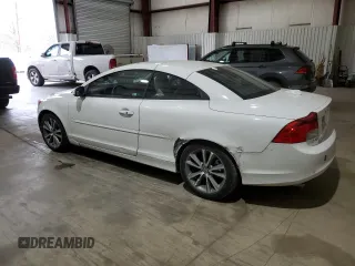 2013 Volvo C70 T5 with VIN YV1672MC1DJ140462, listed as a Copart auction lot 46996705 with 59,847 mi miles and Salvage Title. Bid and sale history available at carsss.com. Image 2.