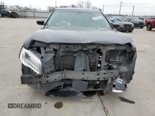 2016 Chrysler 300 Anniversary Edition with VIN 2C3CCAAG1GH234129, listed as a Copart auction lot 42746155 with 127,504 mi miles and Salvage Title. Bid and sale history available at DreamBid. Image 5.