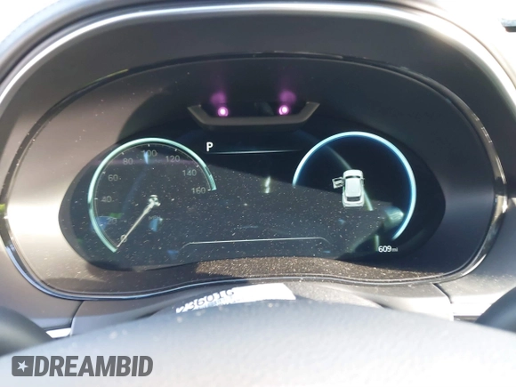 2023 Genesis GV70 2.5T with VIN KMUMADTB5PU139818, listed as a IAAI auction lot 41336368 with 609 mi miles and . Bid and sale history available at DreamBid. Image 7.