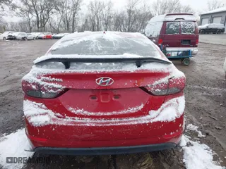 2016 Hyundai Elantra SE with VIN KMHDH4AE1GU491365, listed as a IAAI auction lot 40909071 with 86,000 mi miles. Bid and sale history available at carsss.com. Image 16.