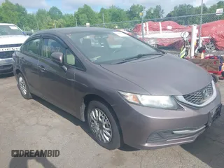 2015 Honda Civic LX z VIN 19XFB2F51FE227720, wystawiony jako IAAI lot #42289478 z przebiegiem 257 462 mil mil oraz . Historia ofert i sprzedaży dostępna na DreamBid. Obrazek 1.