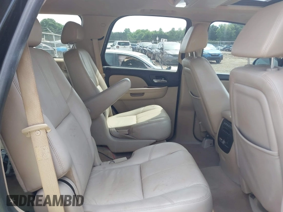 2007 Chevrolet Tahoe LT z VIN 1GNFK13057R237666, wystawiony jako IAAI lot #42271427 z przebiegiem 164 029 mil mil oraz . Historia ofert i sprzedaży dostępna na DreamBid. Obrazek 8.