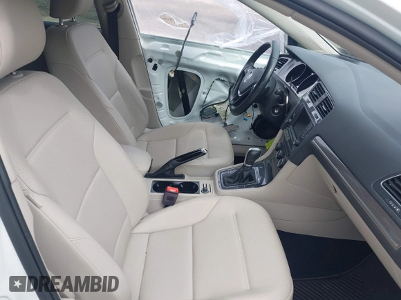 2017 Volkswagen Golf S с VIN 3VWH17AUXHM523431, выставлен на аукционе IAAI как лот 42381553 с пробегом 68 240 миль миль и . История ставок и продаж доступна на DreamBid. Изображение 5.