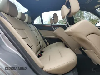 2012 Mercedes-Benz E 350 Luxury z VIN WDDHF5KB9CA534177, wystawiony jako Copart lot #50954135 z przebiegiem 51 598 mil mil oraz Szkoda całkowita • Salvage title. Historia ofert i sprzedaży dostępna na DreamBid. Obrazek 10.