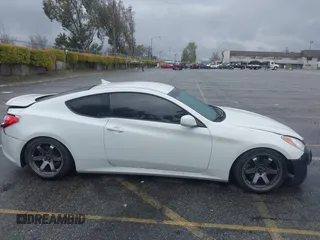 2011 Hyundai Genesis Coupe z VIN KMHHT6KD0BU059084, wystawiony jako IAAI lot #41776762 z przebiegiem 149 115 mil mil oraz . Historia ofert i sprzedaży dostępna na DreamBid. Obrazek 13.