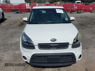 2013 Kia Soul with VIN KNDJT2A55D7538577, listed as a IAAI auction lot 41840154 with 116,548 mi miles. Bid and sale history available at carsss.com. Image 12.