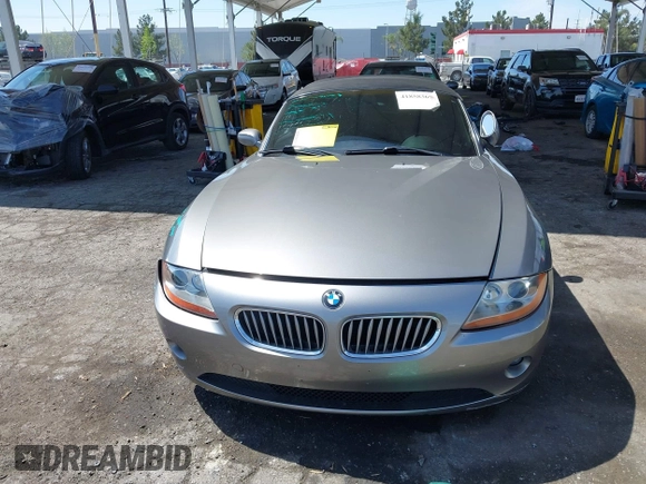 2003 BMW Z4 3.0i с VIN 4USBT53473LU00534, выставлен на аукционе IAAI как лот 41858369 с пробегом 80 612 миль миль и . История ставок и продаж доступна на DreamBid. Изображение 12.