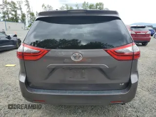 2020 Toyota Sienna LE Auto Access Seat с VIN 5TDKZ3DC4LS072034, выставлен на аукционе Copart как лот 62531295 с пробегом 81 639 миль миль и Списание • Salvage title. История ставок и продаж доступна на DreamBid. Изображение 6.