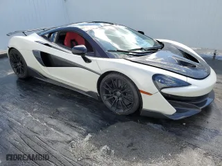 2016 McLaren 570S with VIN SBM13DAA3GW001071, listed as a Copart auction lot 43108715 with 0 mi miles and Salvage Title. Bid and sale history available at carsss.com. Image 4.